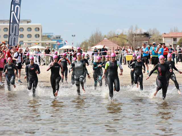 <p>Triathlon Cesenatico Olimpico-Sprint</p>